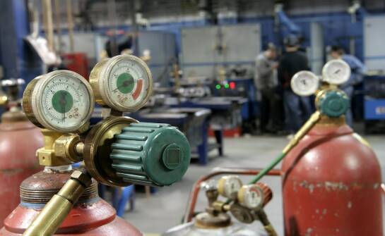 Analizatory spalin i dymomierze — jak wybrać i utrzymać sprzęt SKP