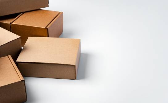 Pudełka reklamowe zwiększające rozpoznawalność marki i zaangażowanie klientów