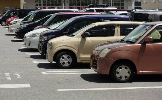 Transport aut z Japonii — co warto wiedzieć przed importem samochodu