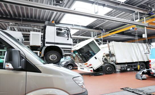 Serwis i opieka Mercedes — co warto wiedzieć przed wyborem warsztatu