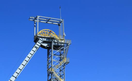 Wynajem podnośnika teleskopowego — co warto wiedzieć przed wyborem