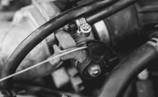 Zawory bezpieczeństwa i kontrola ciśnienia: co warto wiedzieć przed zakupem