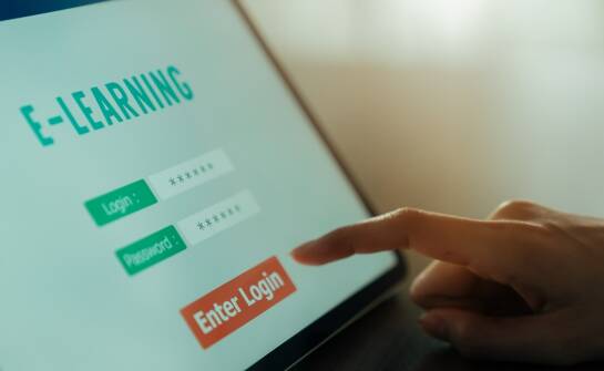 Podpis elektroniczny — jak działa i dlaczego zyskać zaufanie cyfrowe