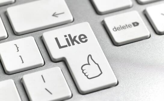 Zwiększanie zaangażowania na Facebooku: 10 skutecznych strategii dla marek