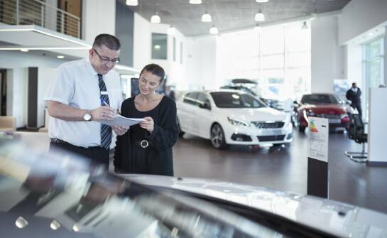 Autoryzowany dealer Mercedes-Benz — co warto wiedzieć przed zakupem samochodu