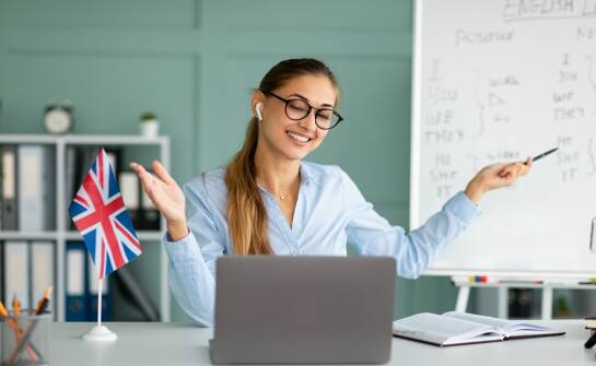 Kursy języka angielskiego online — jak wybrać najlepszą opcję nauki