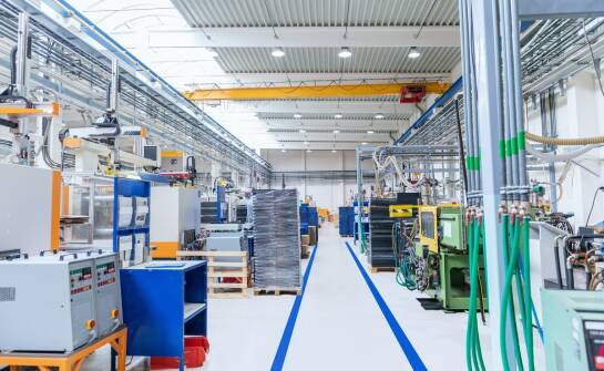 Automatyzacja w magazynie: technologie przyspieszające procesy magazynowe