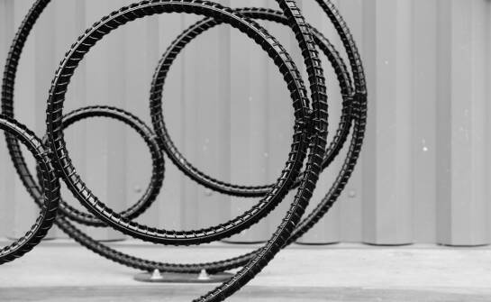 Pręty ciągnione okrągłe: właściwości, zastosowania i porównanie materiałów