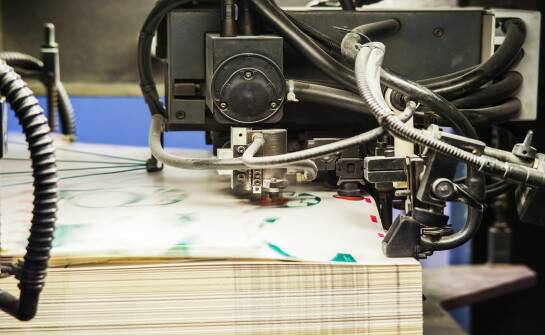 Maszyny poligraficzne: kluczowe rodzaje i zastosowania w druku komercyjnym