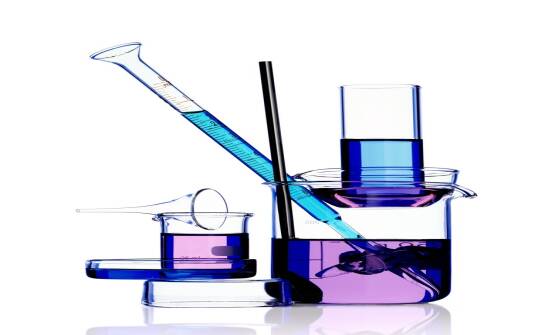 Laboratorium: podstawy i zastosowania pipet zmiennopojemnościowych