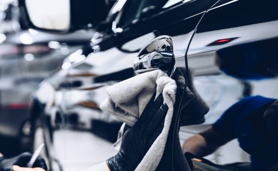 Kupno samochodu luksusowego — co warto wiedzieć przed wyborem dealera Mercedes-Benz