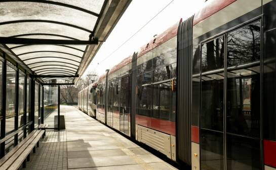 Przewozy Szczecin–Berlin: co warto wiedzieć przed planowaną podróżą