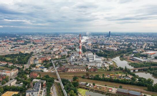 Połączenia lotnicze i lądowe między Szczecinem a Berlinem – co warto wiedzieć