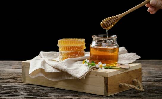 Wypełnienia plaster miodu: zalety, zastosowania i porównanie materiałów
