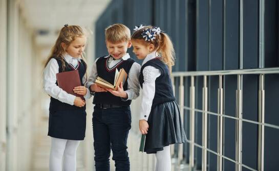 Prywatna szkoła podstawowa: co warto wiedzieć przed wyborem szkoły