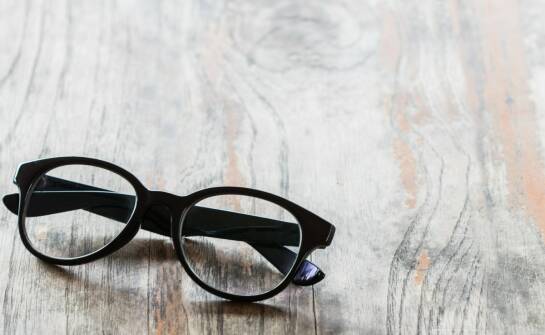 Markowe okulary — jak rozpoznać oryginał i uniknąć podróbek