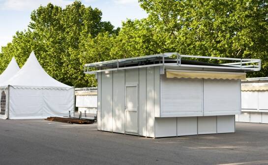 Pawilon handlowy z WC — jak zaplanować funkcjonalną przestrzeń sprzedażową