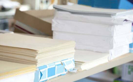 Dystrybutor papieru: jak wybrać dostawcę materiałów biurowych i przemysłowych