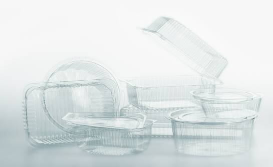 Pojemniki plastikowe do żywności — wybór, rodzaje i praktyczne zastosowania