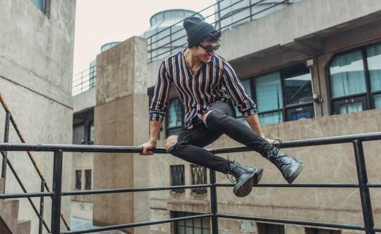 Koszulki Spider: przegląd trendów i pomysłów na stylizacje