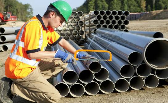 Budowa rurociągów przemysłowych: kluczowe etapy i praktyczne wskazówki