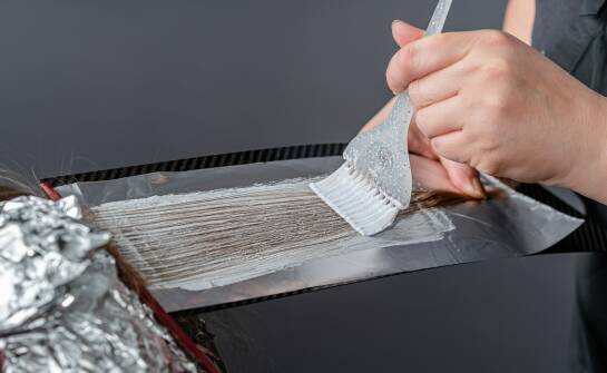 Folia stretch: kluczowe zastosowania i wybór najlepszych parametrów