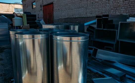 Zbiorniki stalowe — co warto wiedzieć przed wyborem i zakupem