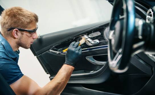 Serwis Mercedes: co warto wiedzieć o autoryzowanej obsłudze samochodu