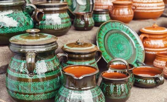 Wyroby ceramiczne Bolesławca — tradycja, wzory i zastosowania codzienne