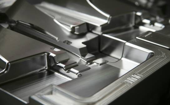 Części ze stali nierdzewnej w przemyśle spożywczym: co warto wiedzieć