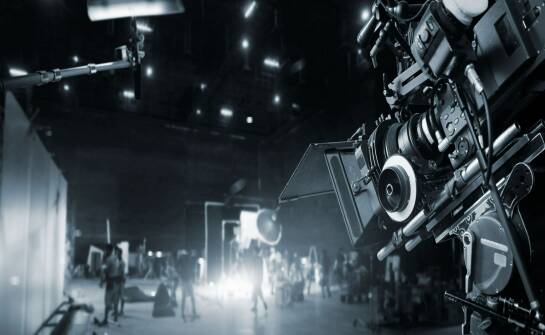 Roboty sceniczne: jak technologia zmienia spektakle i showbiznes
