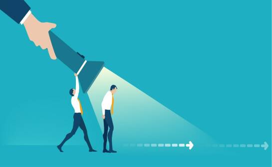 Lejek sprzedażowy: skuteczne strategie przyciągania leadów na etapie top of funnel