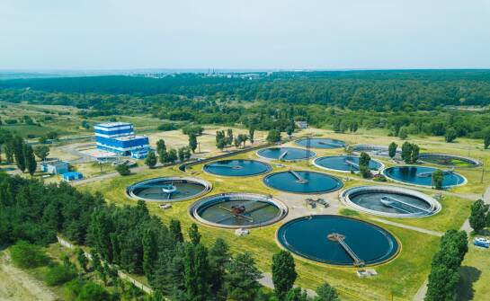 Biologiczne oczyszczalnie ścieków — zasady działania i korzyści ekologiczne