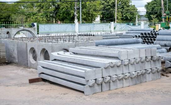 Wyroby betonowe: praktyczne zastosowania i wybór materiałów budowlanych