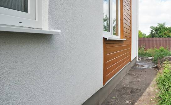 Farby elewacyjne — wybór, rodzaje i trwałość powłok na ścianę exterior