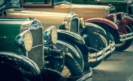 Mercedes-Benz: czym wyróżniają się modele i historia marki