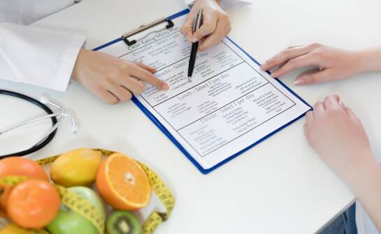 Studia dietetyczne: co warto wiedzieć przed wyborem kierunku studiów
