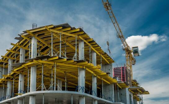 Konstrukcje budowlane: kluczowe rozwiązania i trendy w praktyce