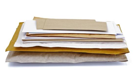 Papier tłuszczoszczelny – zastosowania, rodzaje i praktyczne porady zakupowe