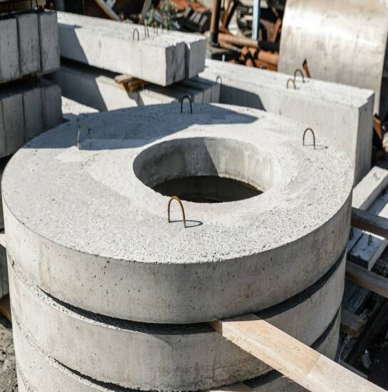 Konstrukcje żelbetowe: kluczowe informacje i zastosowania dla inwestycji