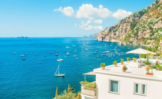 Luksusowy wypoczynek nad morzem: jak wybrać idealny hotel na pobyt