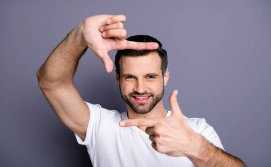 Implanty i leczenie wypadania włosów — co warto wiedzieć przed decyzją