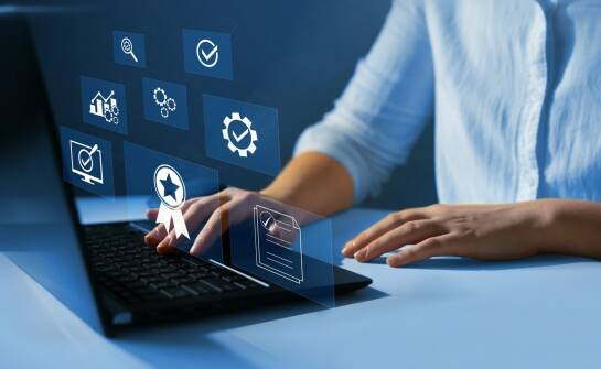 Wdrożenia oprogramowania: kluczowe etapy i korzyści dla firm