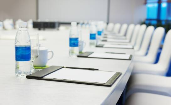 Organizacja konferencji w hotelu: pomysły i kluczowe aspekty planowania