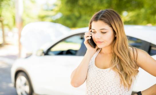 Mobilna pomoc oponiarska 24/7: co warto wiedzieć przed wezwaniem