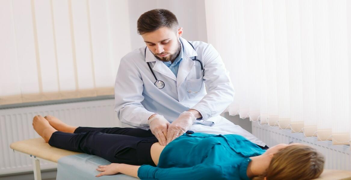 Skleroterapia: co to jest, jak działa i kiedy warto rozważyć zabieg