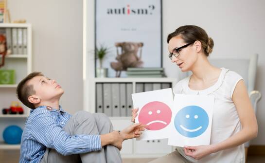 Dobry psycholog — jak rozpoznać skuteczne metody terapii emocji