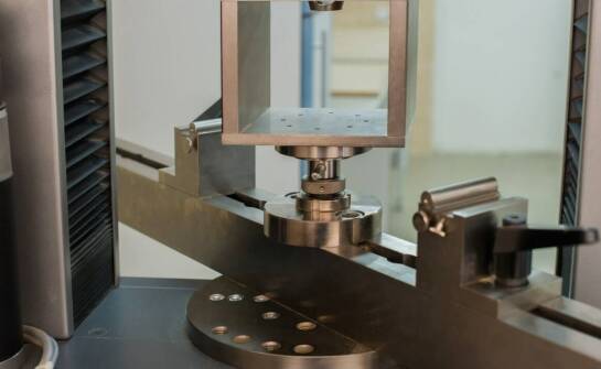 Jak działa akredytowane laboratorium przy wzorcowaniu ramion pomiarowych i maszyn CMM