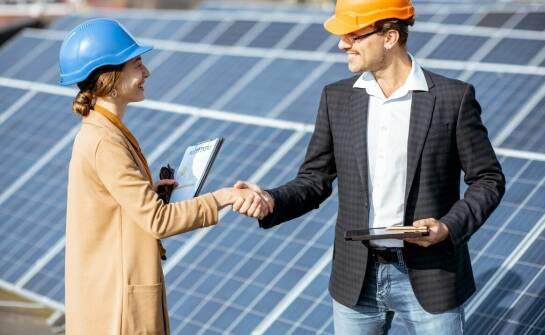 Od audytu do wdrożenia — jak przebiega doradztwo energetyczne dla firm i JST na Śląsku