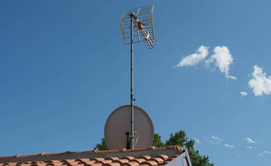 Jak odróżnić usterkę telewizora od problemu w instalacji antenowej w obiekcie
